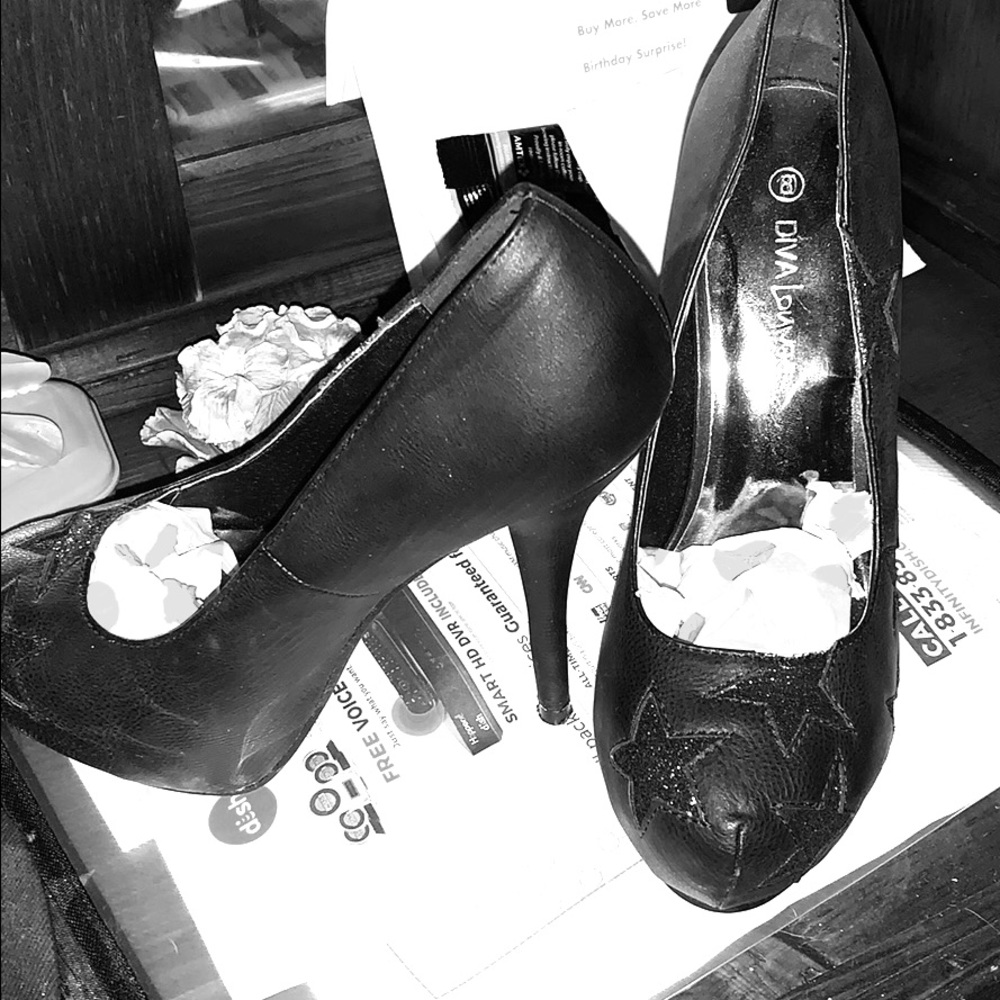 Size 8 pumps new condition